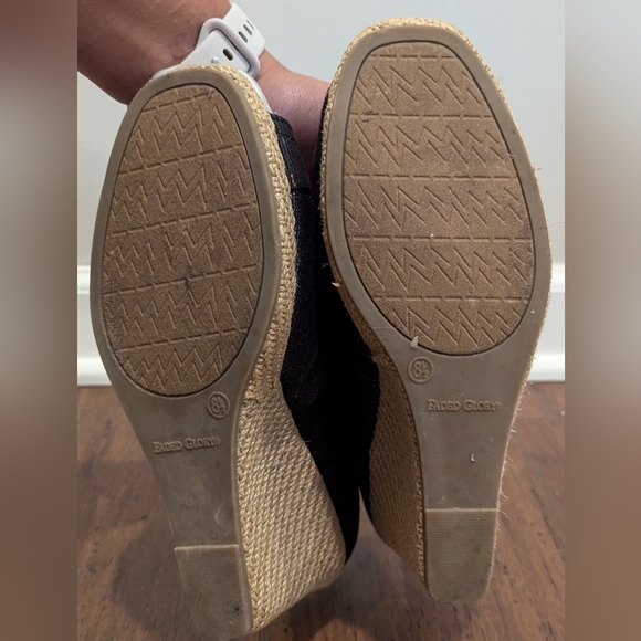 Faded Glory Wedged Open toe Shoes Size 8.5 - Picture 5 of 5